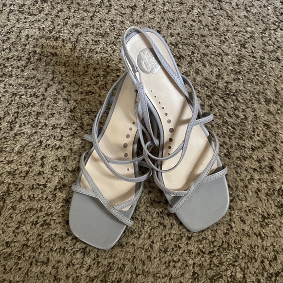 Donna Lawrence Gray Open Toe Heels - Picture 2 of 6